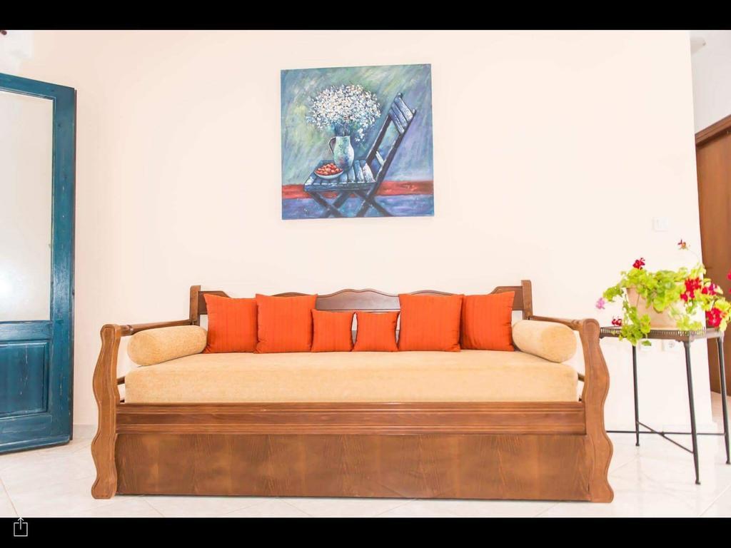 Archipelagos Apartment *